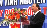 Coup d’envoi du mouvement de volontariat de l’été 2012 à Ha tinh 