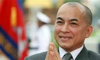 Le roi Norodom Sihamoni du Cambodge achève sa visite au Vietnam