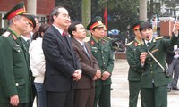 Nguyen Thien Nhan au Musée de la victoire contre les B52