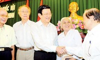 Truong Tan Sang rencontre l’électorat du 4ème arrondissement à Ho Chi Minh-ville