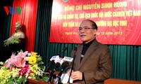 Le président de l’Assemblée Nationale visite l’Université de Vinh