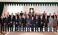 Tunisie: Investiture du nouveau gouvernement