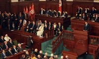 Tunisie : le PM veut éviter une situation économique « catastrophique »