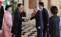 Le président Truong Tan Sang visite Osaka