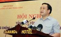 Hoang Trung Hai : la lutte contre les typhons et les crues doit être améliorée en 2014