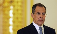 Ukraine : Lavrov juge "inappropriée la tenue de l'élection présidentielle"