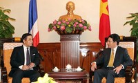 Le ministre des Affaires étrangères par intérim thaïlandais en visite au Vietnam 