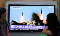 Pyongyang tire trois missiles