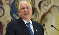 Le président d’Israël Reuven Rivlin prête serment