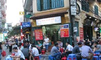 Le vieux quartier et la «gastronomie de trottoir» de Hanoï