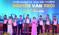 Ho Chi Minh-ville : 27 jeunes ouvriers reçoivent le prix Nguyen Van Troi