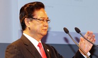 Le PM Nguyen Tan Dung au sommet informel ASEAN-UE