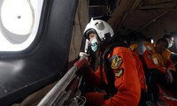 Crash du vol AirAsia : la zone de recherche est réduite