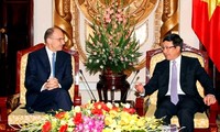 Pham Binh Minh reçoit l’ancien Premier ministre italien Enrico Letta