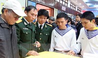 Souveraineté : exposition sur les archipels de Hoang Sa et Truong Sa à Hoa Binh 