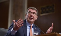 Etats-Unis: Ashton Carter favorable à la livraison d'armes à l'Ukraine