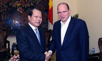 Vu Van Ninh rencontre le PDG d’AIA