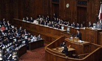 Le parlement japonais approuve un budget record de 96.300 milliards de yens