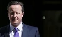 A Londres, David Cameron annonce son nouveau gouvernement