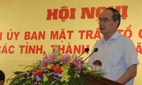 Conférence des présidents des antennes du Front de la patrie du Vietnam 2015