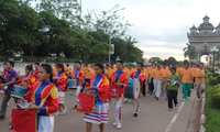 Laos: Marche à l’occasion du 48ème anniversaire de la fondation de l’ASEAN