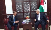 Le président palestinien Abbas rencontre le chef de l'opposition israélienne