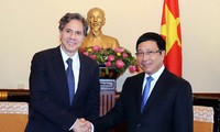 Rencontre entre Pham Binh Minh et Antony Blinken