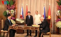 Le Vietnam et les Philippines établissent leur partenariat stratégique