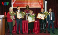 Remise de la médaille de l’amitié à 4 journalistes russes