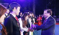 Publication de la liste des 10 jeunes figures exemplaires de Hanoi