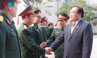 Hoang Trung Hai présente ses vœux aux forces armées hanoiennes