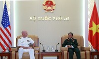 Le commandant de la flotte du Pacifique au Vietnam 