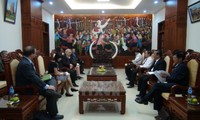 David Saperstein en visite au Vietnam 