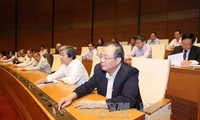 Uông Chu Luu reçoit les anciens députés de Binh Phuoc