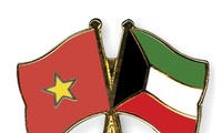 Le Premier ministre koweitien rencontre le président vietnamien