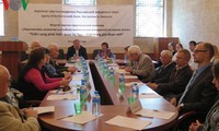 Colloque sur le devenir des relations russo-vietnamiennes à Moscou