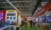 Ouverture de la foire commerciale Vietnam-Laos 2016