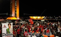 Brésil : affrontements entre manifestants pro-Rousseff et forces de l'ordre