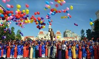 Ho Chi Minh-ville organise un mariage collectif pour 100 couples