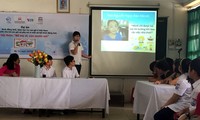 L’égalité des sexes expliquée aux enfants à Hanoi