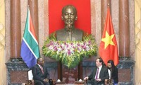 Tran Dai Quang reçoit le vice-président sud-africain