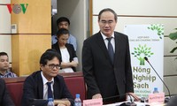 Nguyên Thiên Nhân plaide pour une agriculture propre