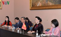 Nguyen Thi Kim Ngan rencontre son homologue iranien