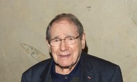 France: Robert Hossein, le géant du théâtre populaire, est mort