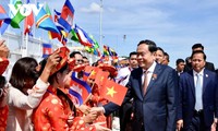 Trân Thanh Mân termine sa visite officielle au Cambodge et sa participation à différentes conférences