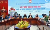 Hanoi raises 1.6 million USD for Vietnam's seas and islands in 2024