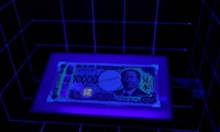 Japan launches new banknotes