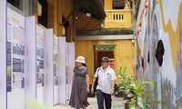 Old Hanoi recreated through exhibition at Hoa Lo Prison Relic