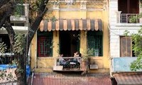 In a prime location, the most budget-friendly cafe in town offers more than drinks