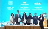 Vietnam, Singapore sign tourism cooperation agreement